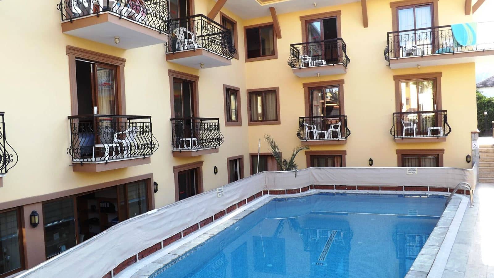 pools-outdoor-pool