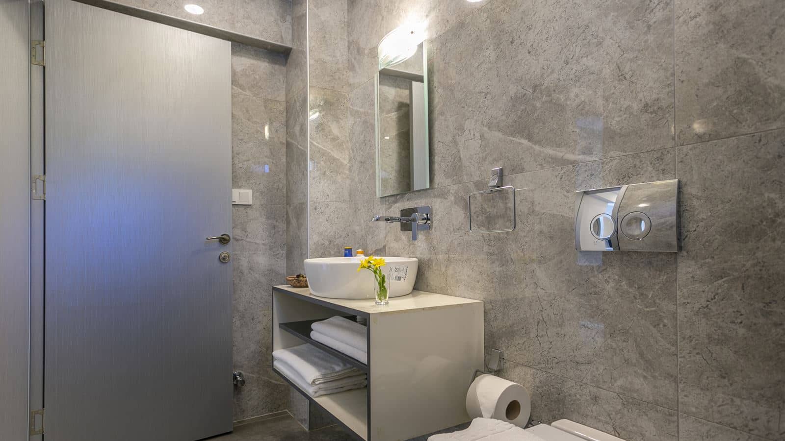 rooms-deluxe-room