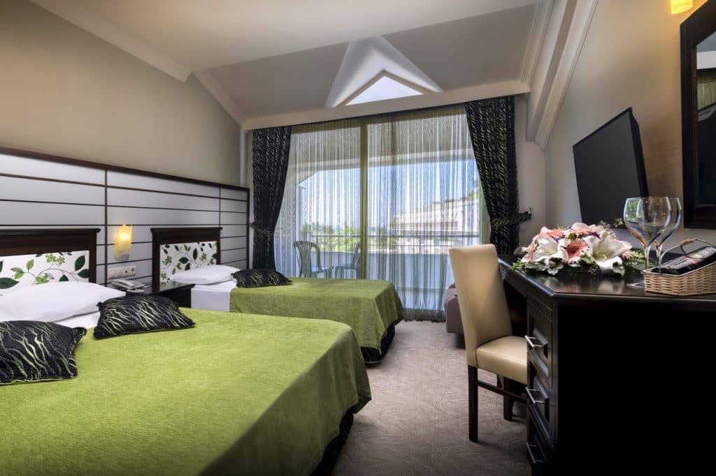 rooms-standard-room