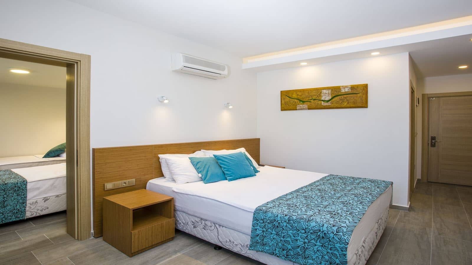 rooms-standard-room
