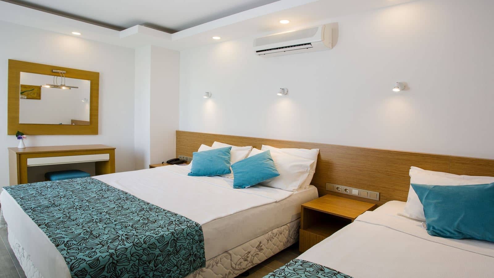 rooms-standard-room