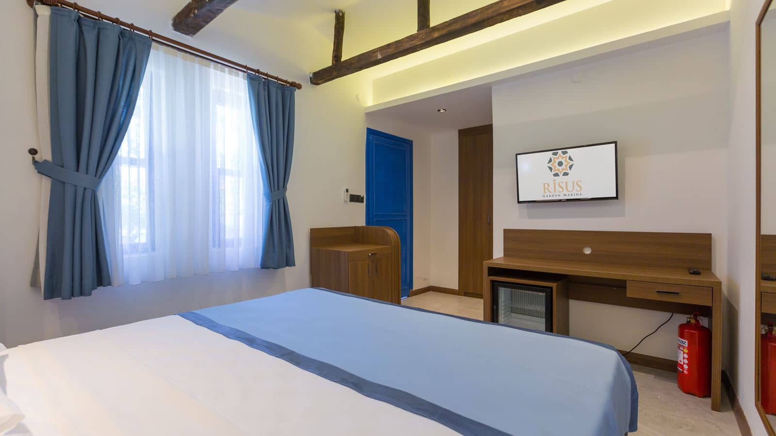 rooms-standard-room