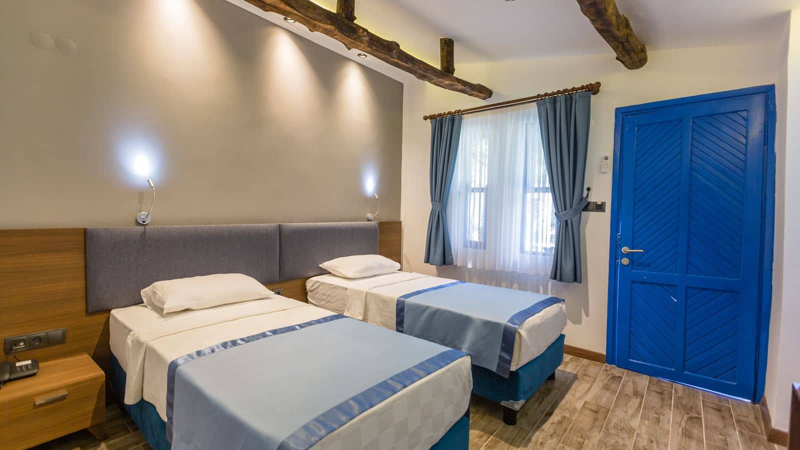 rooms-standard-room