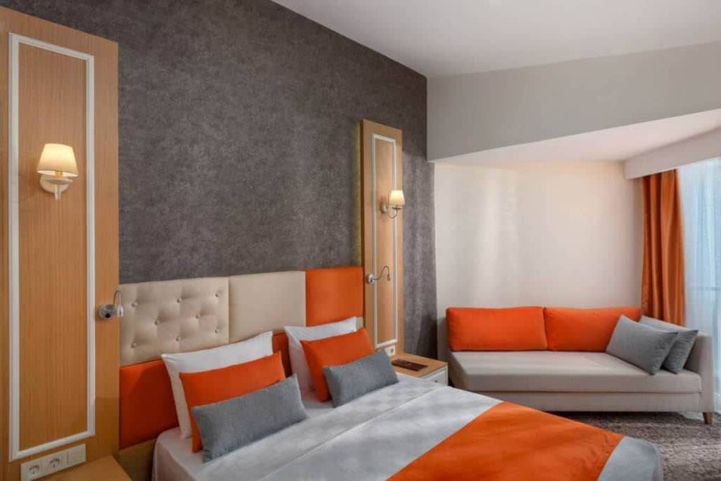 rooms-connection-suite-room
