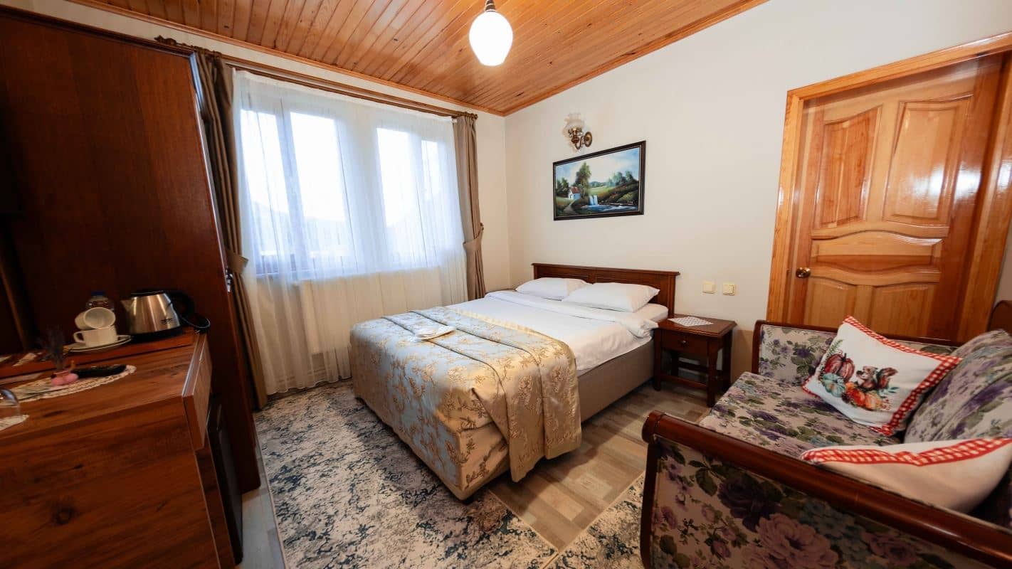 rooms-standard-room