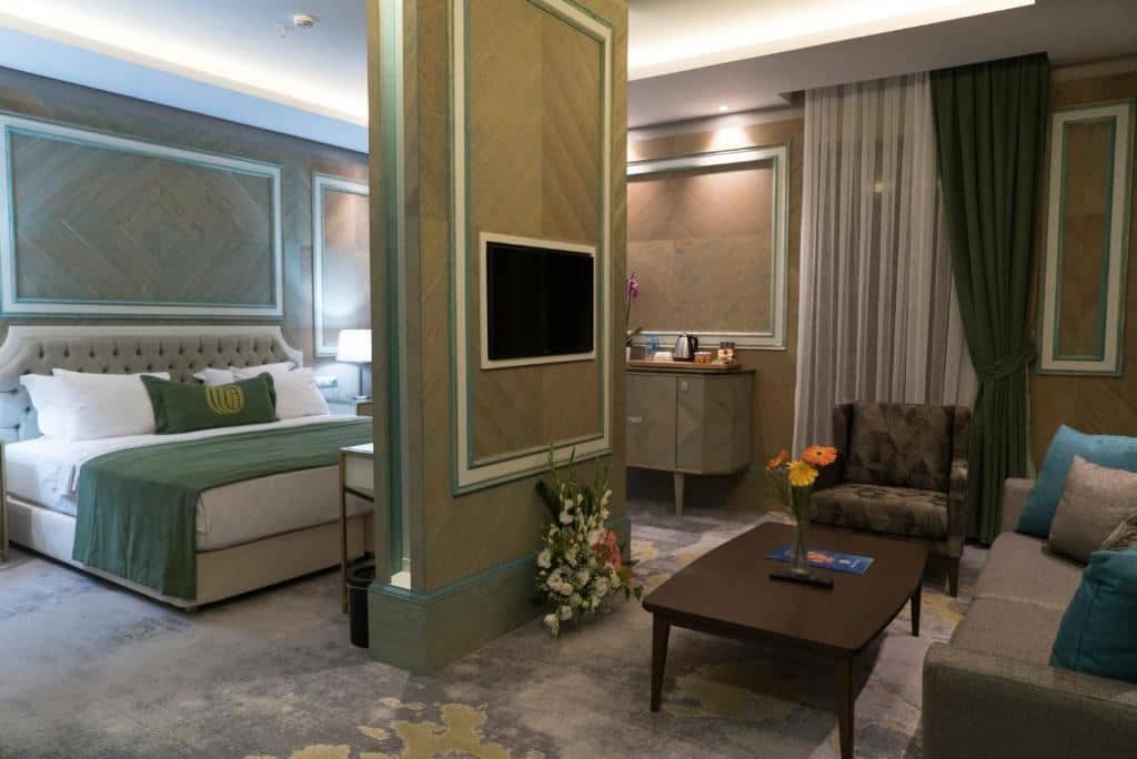 rooms-junior-suite