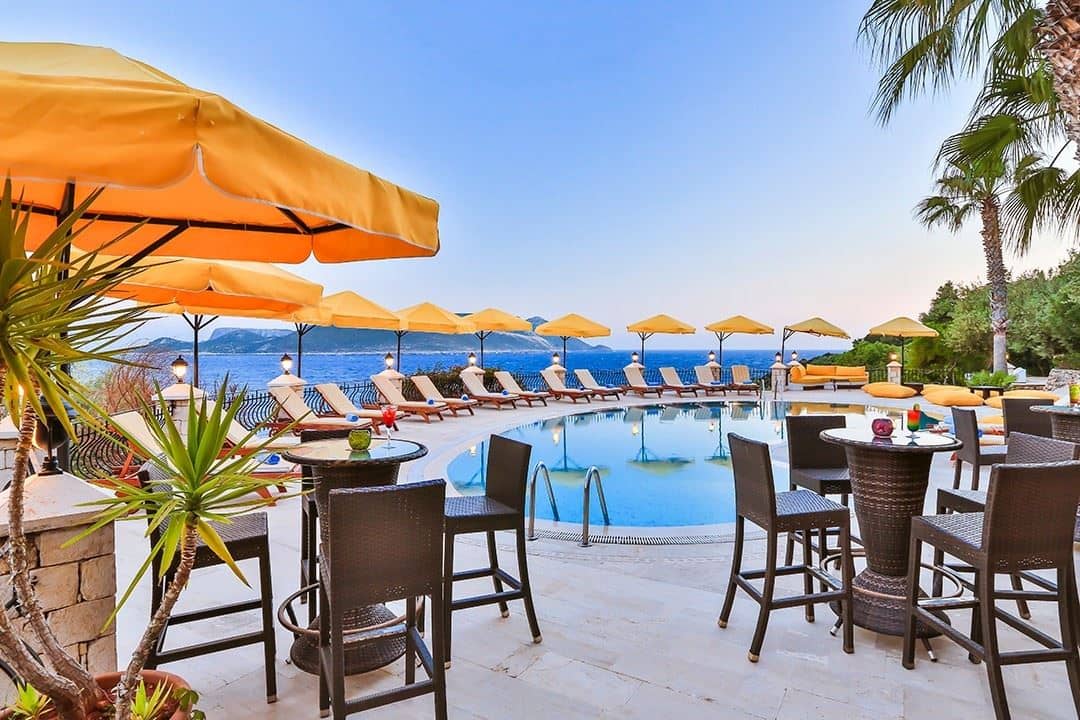 pools-outdoor-pool