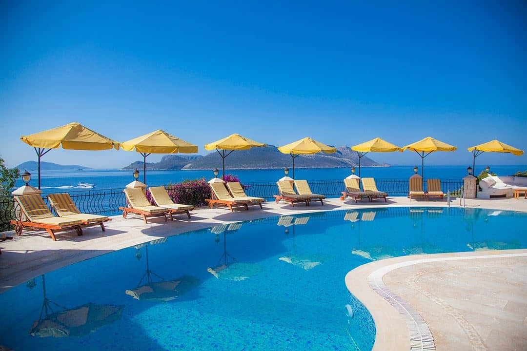 pools-outdoor-pool
