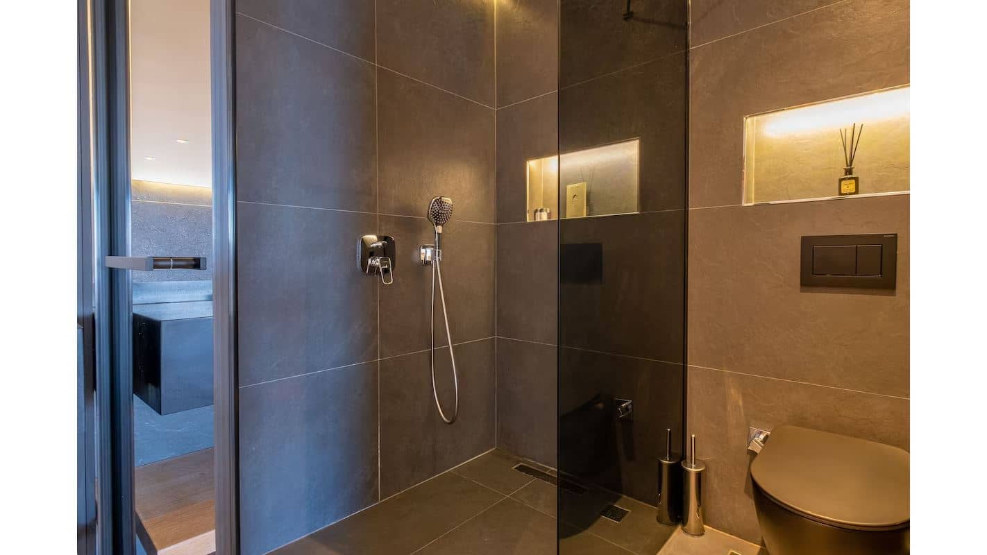 rooms-aqua-suite