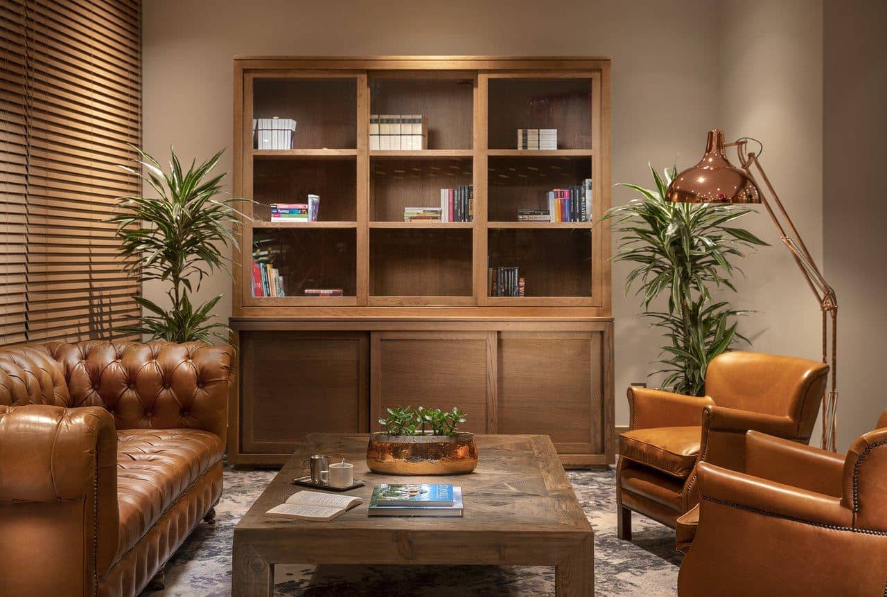 bars-executive-lounge