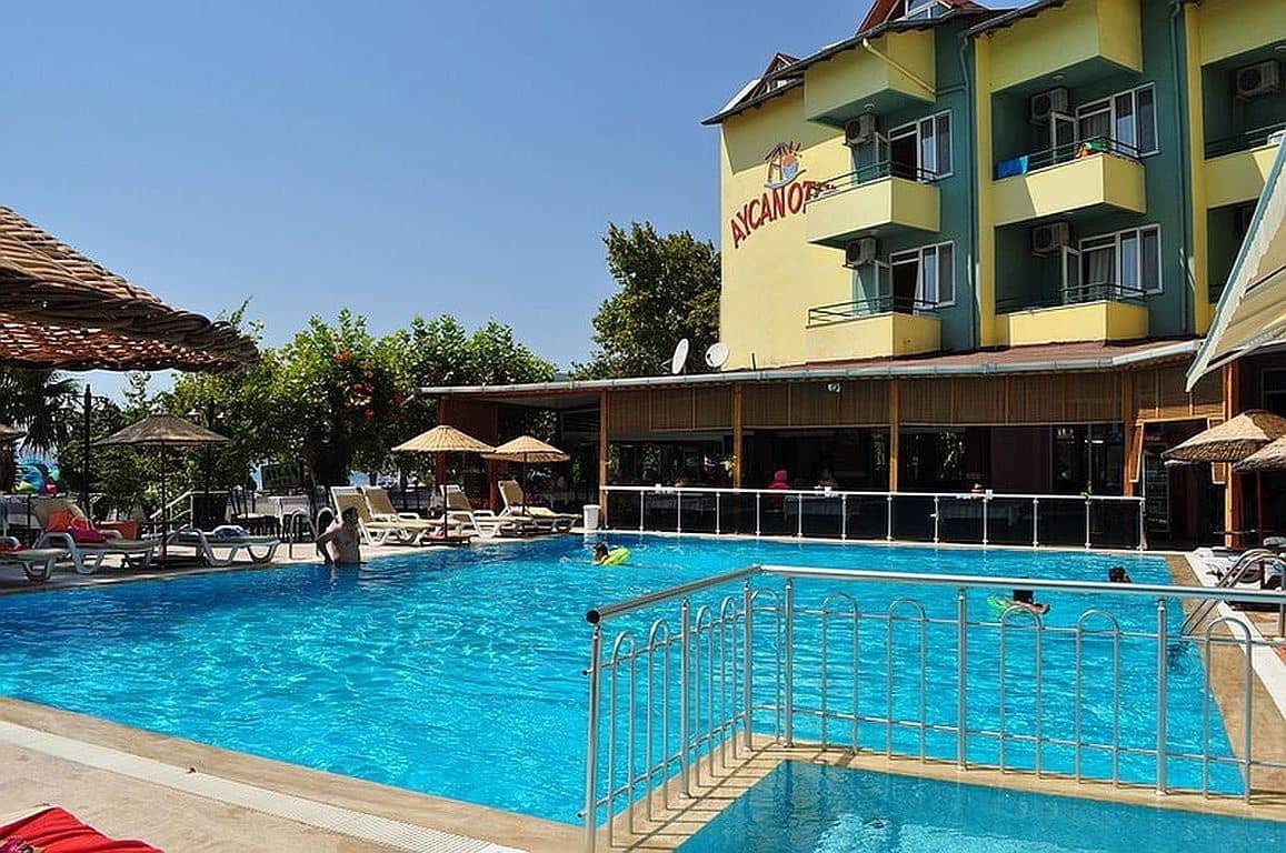 pools-outdoor-pool