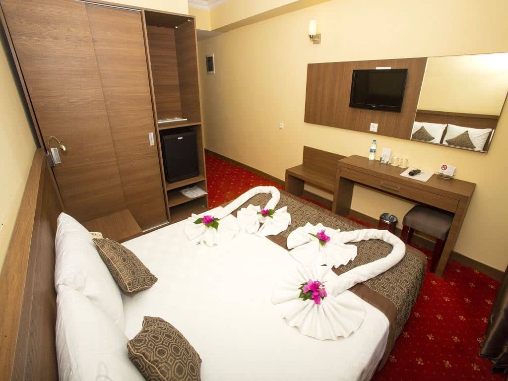 rooms-standard-room