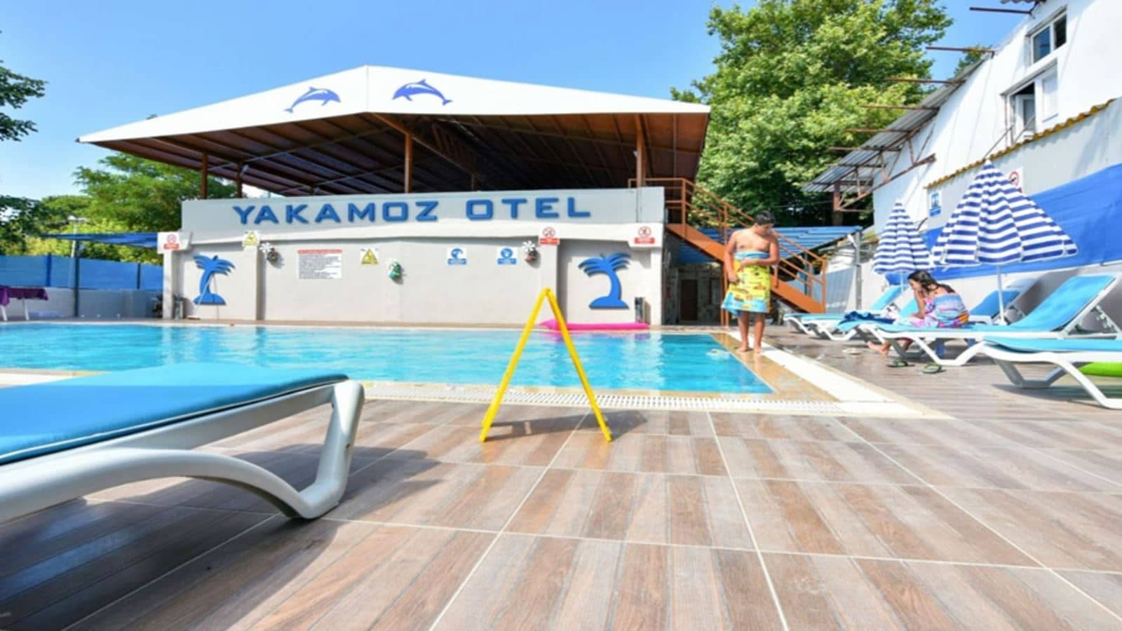 pools-outdoor-pool