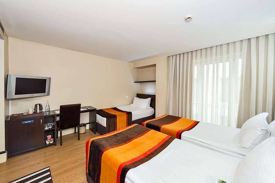 rooms-family-room-superior-with-double-bed