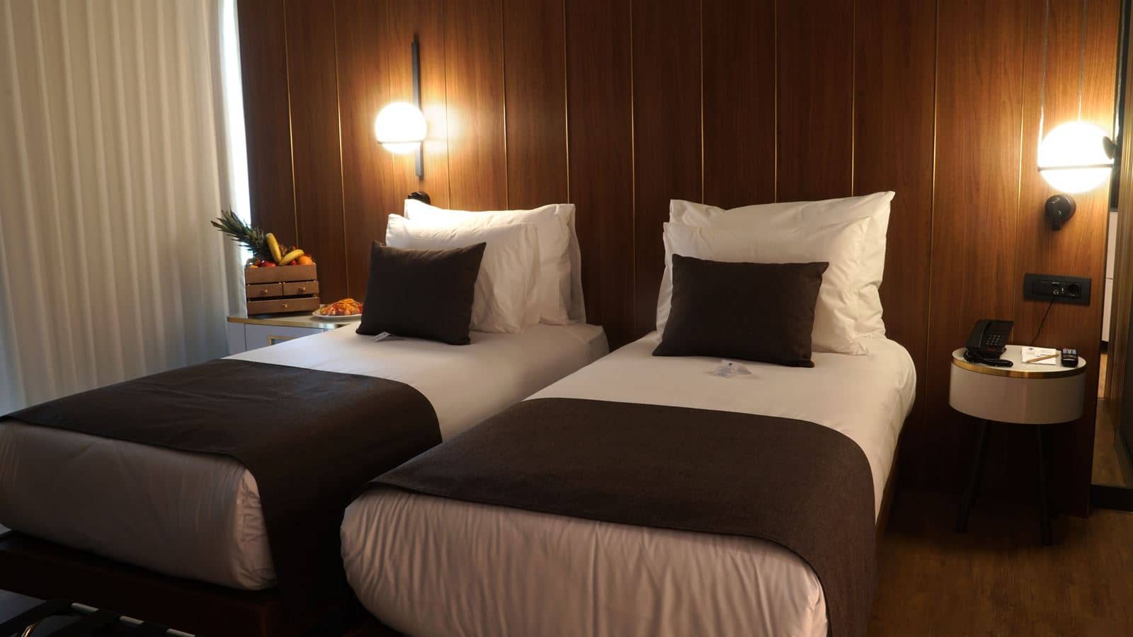 rooms-room-superior