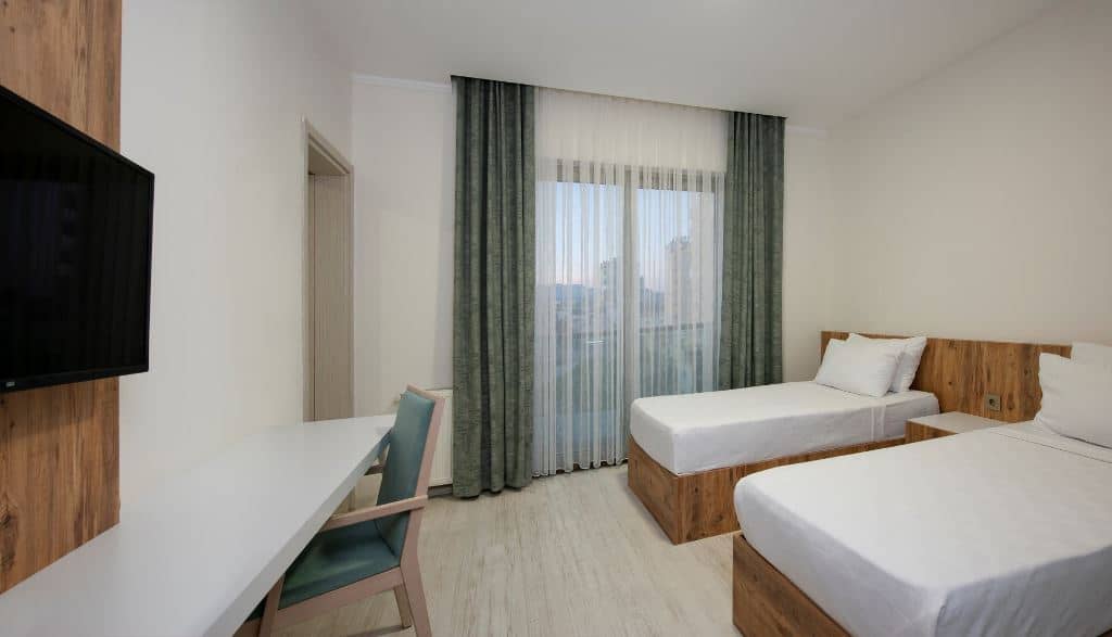 rooms-family-room