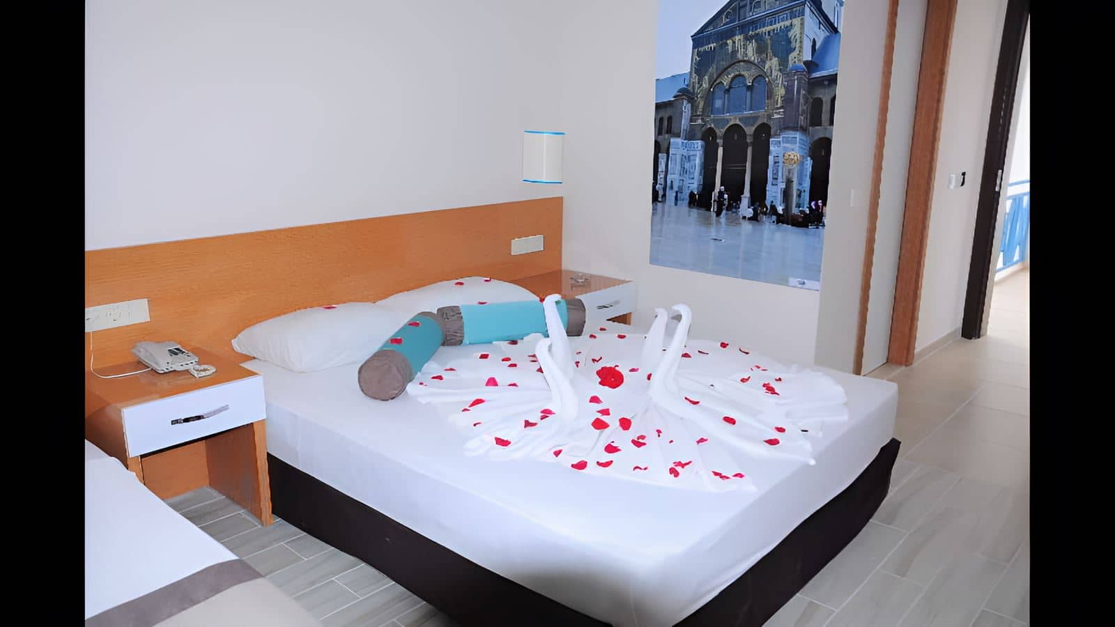 rooms-economy-room
