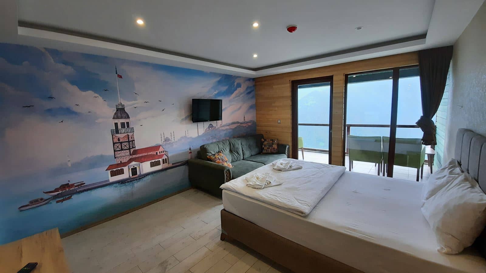 rooms-cift-kisilik-gol-manzarali-oda