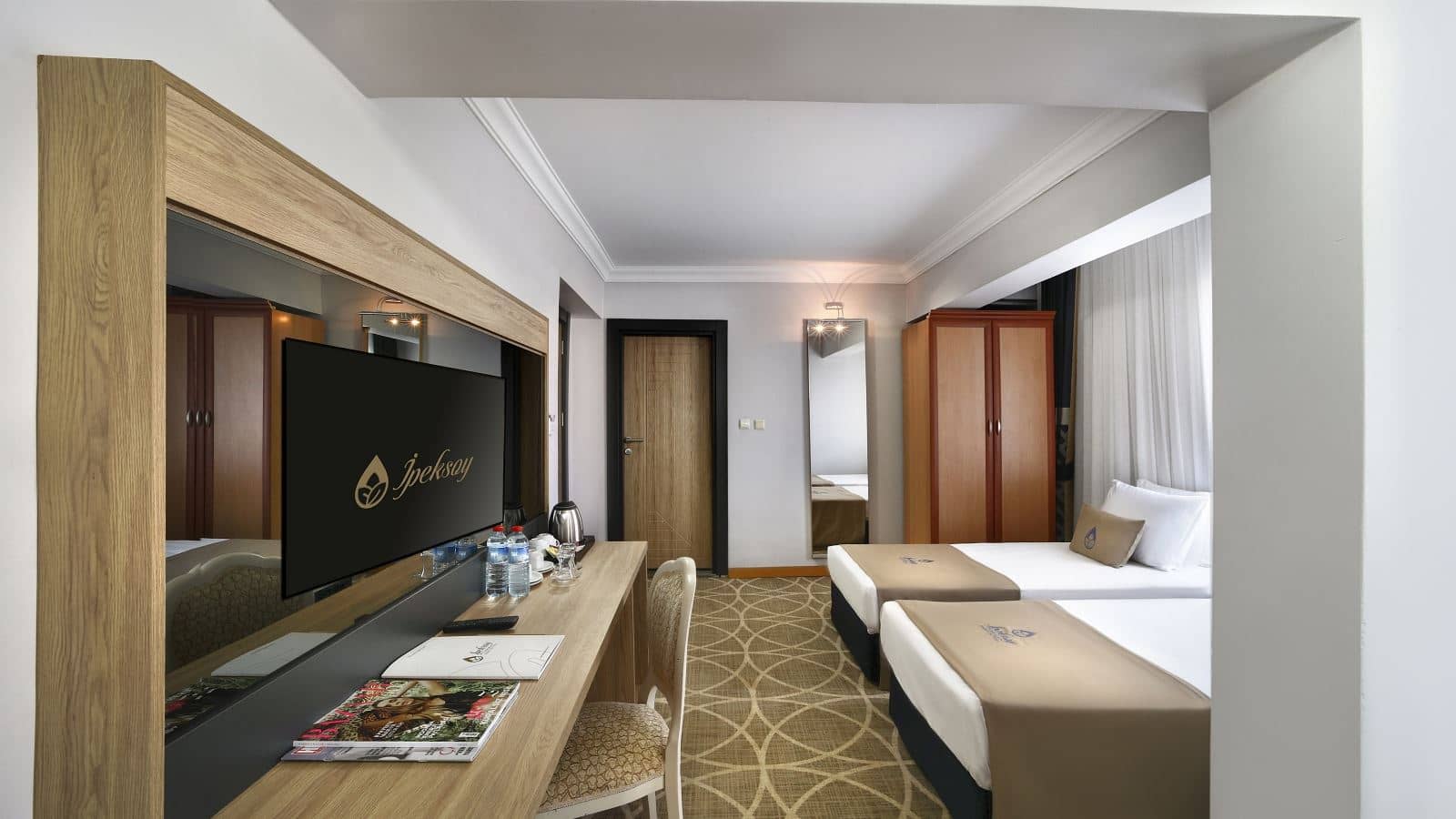 rooms-standard-room