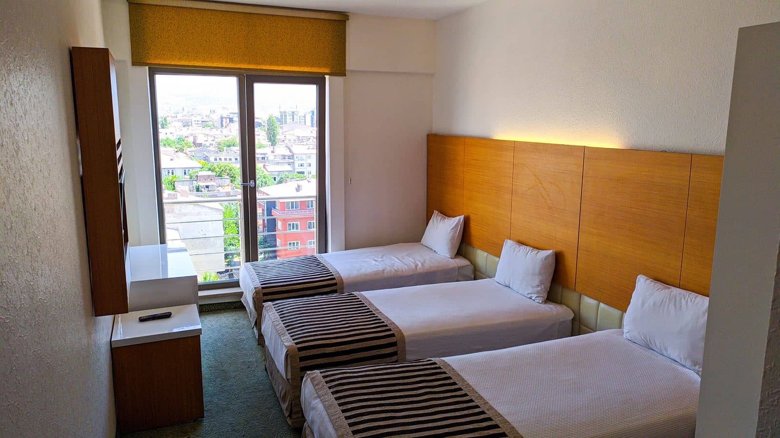 rooms-standard-room
