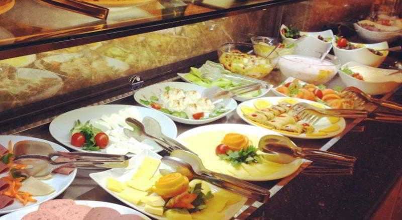 restaurants-restaurants