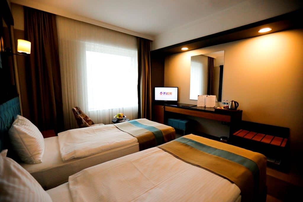 rooms-standard-room