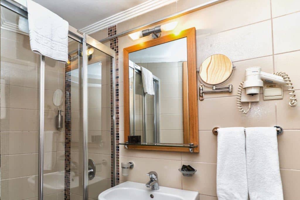 rooms-standard-room