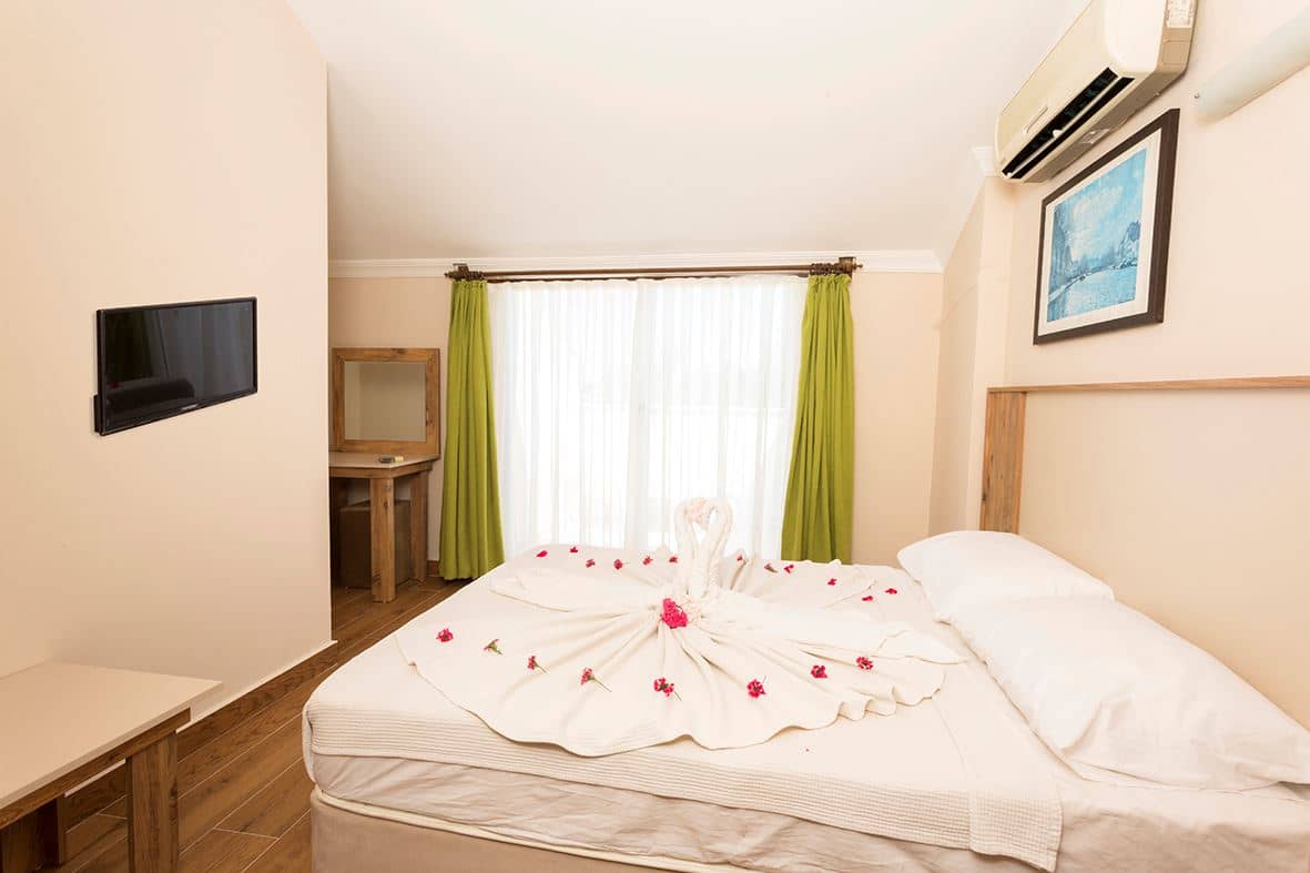 rooms-standard-room