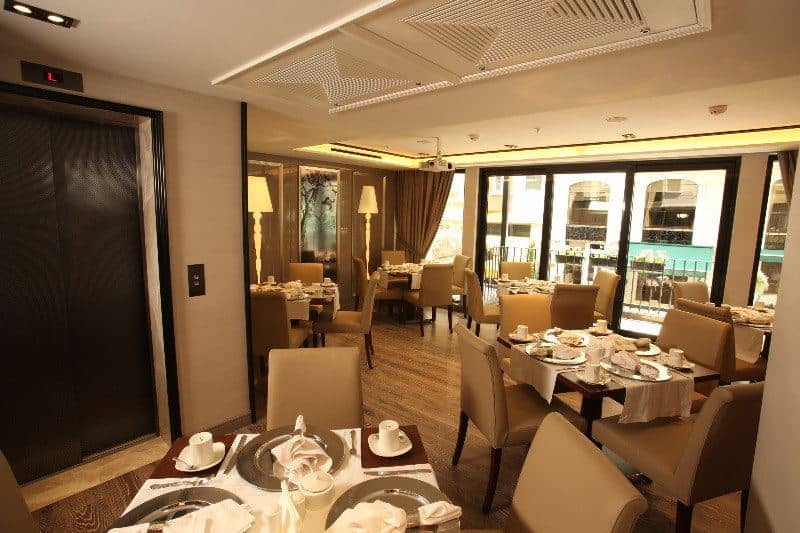 restaurants-restaurants