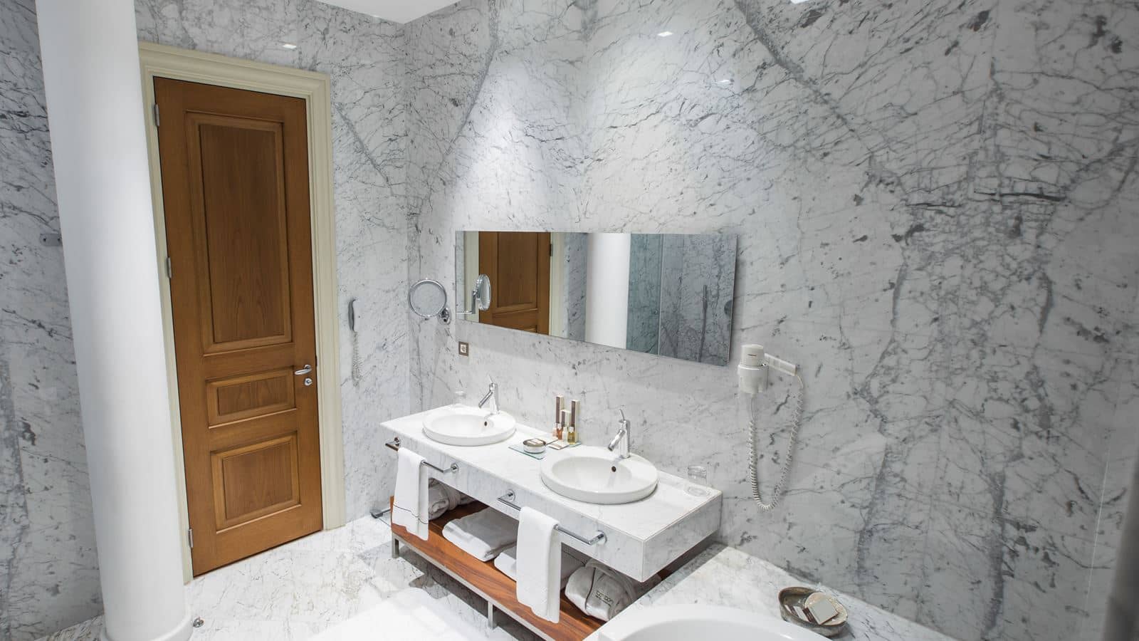 rooms-double-luxury