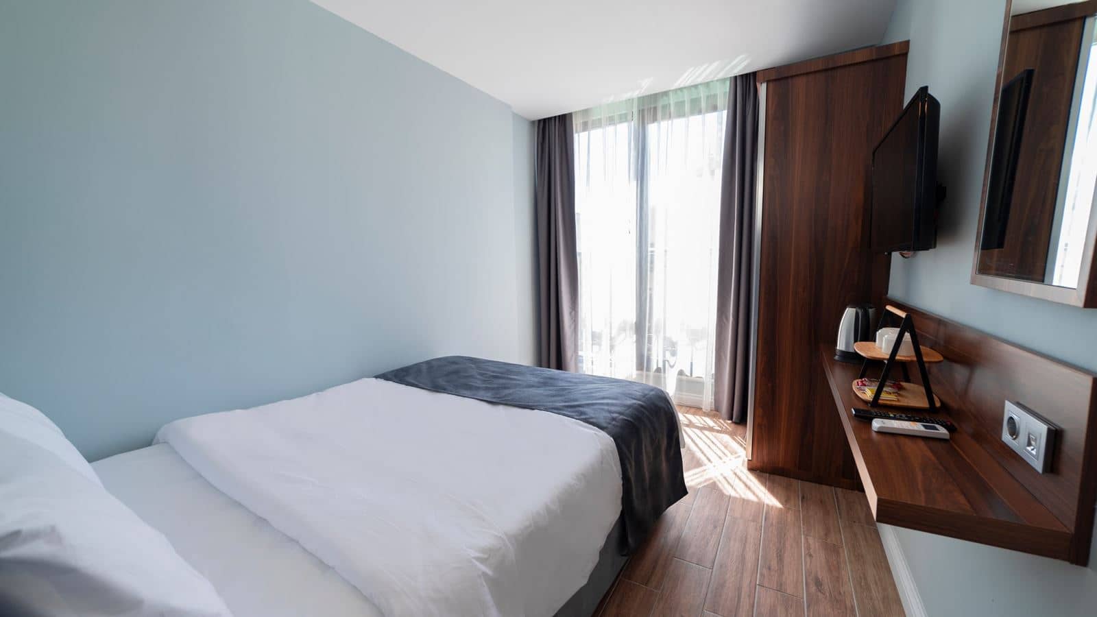 rooms-standard-room
