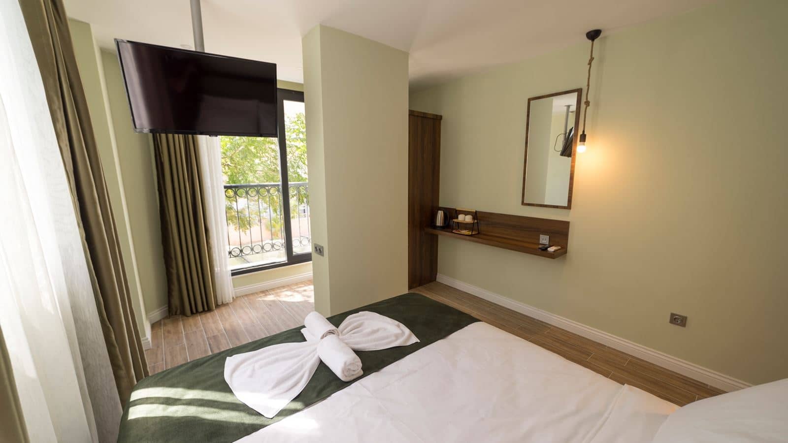 rooms-superior-garden-view-room