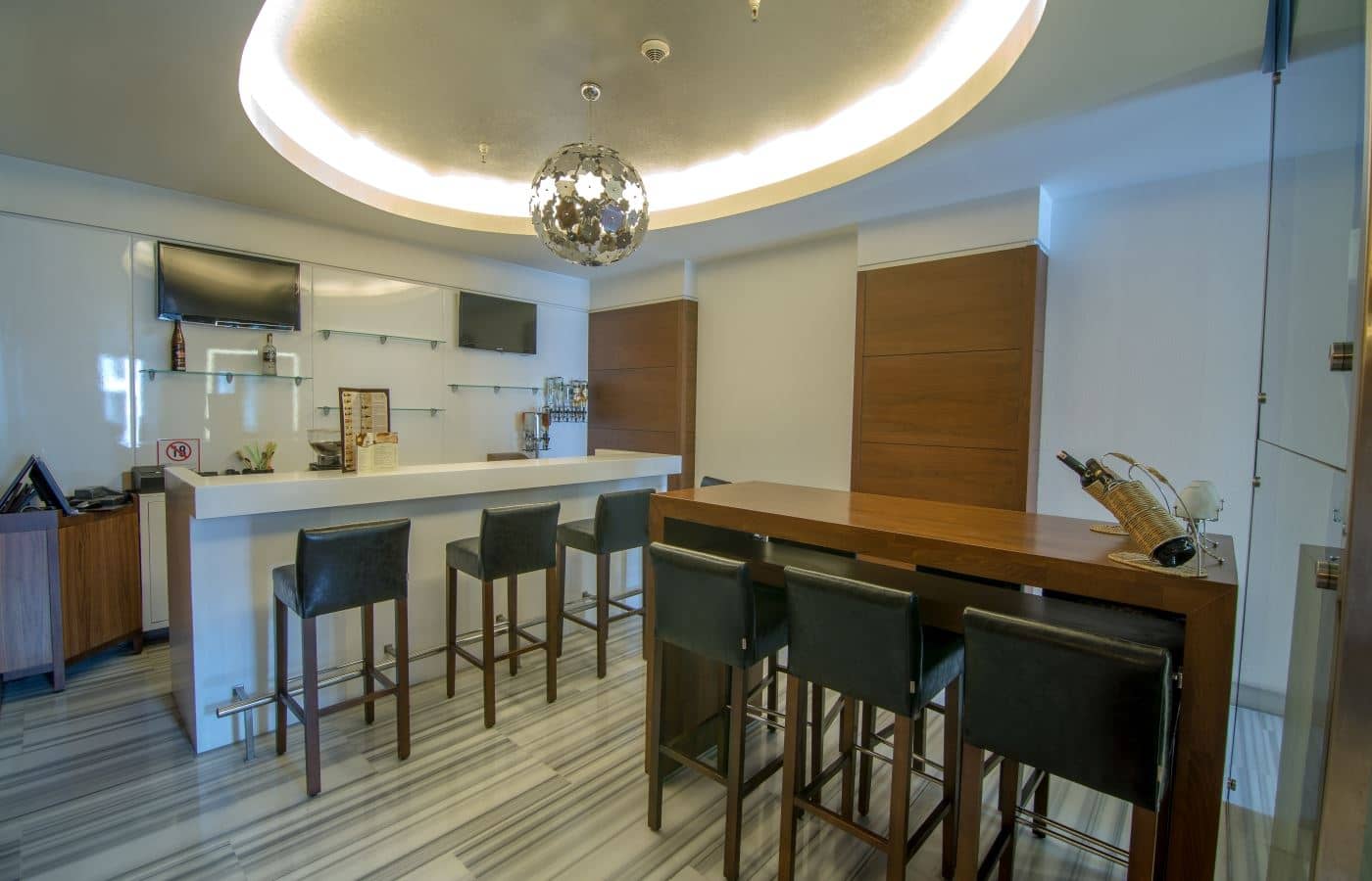 bars-lobby-bar
