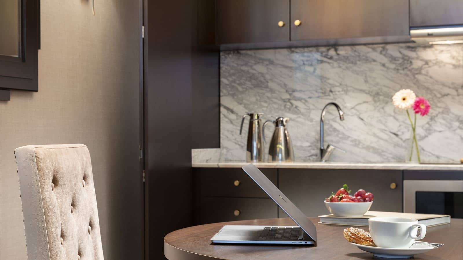 rooms-suite-standard