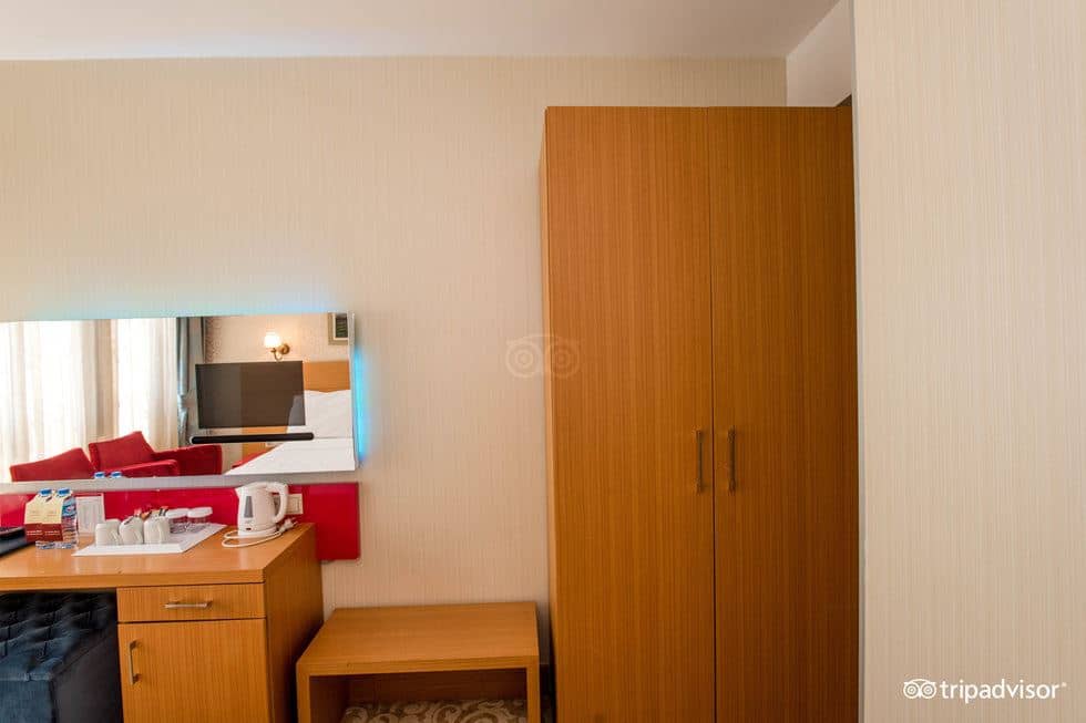 rooms-family-room-standard