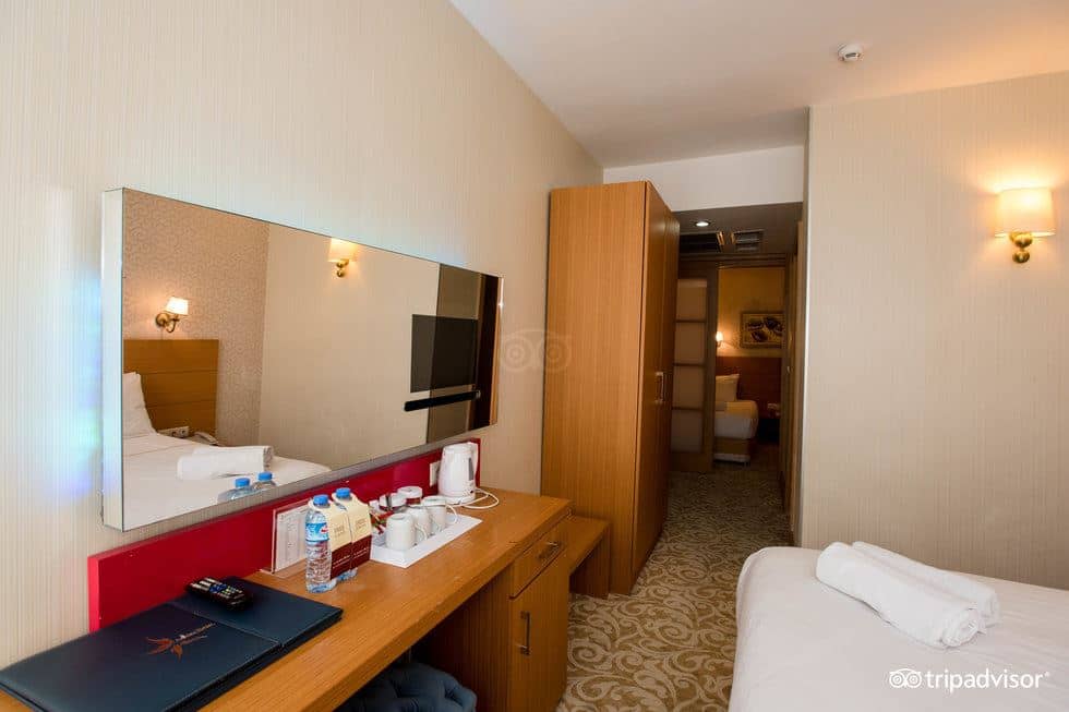 rooms-family-room-standard