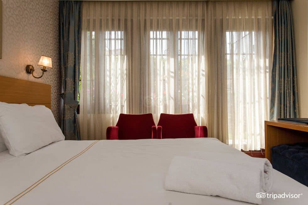 rooms-family-room-standard