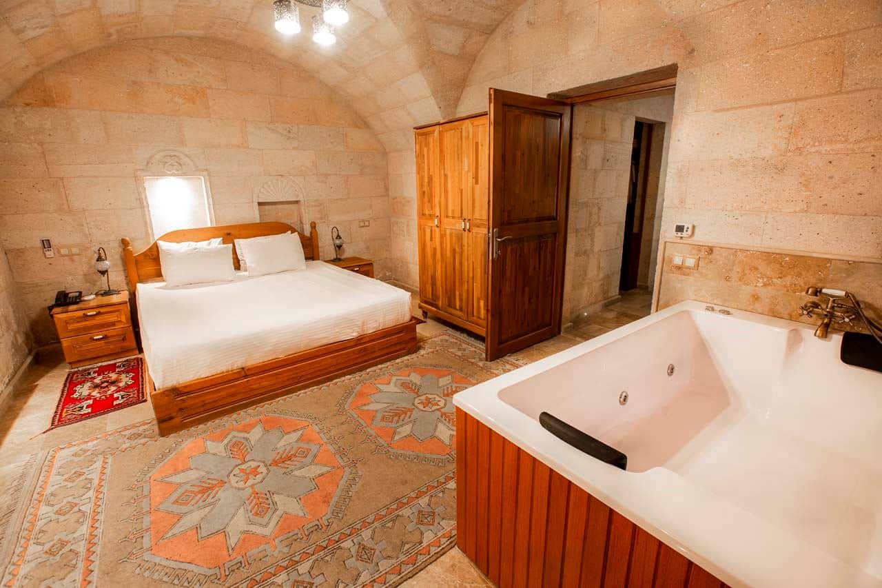 rooms-suite-room