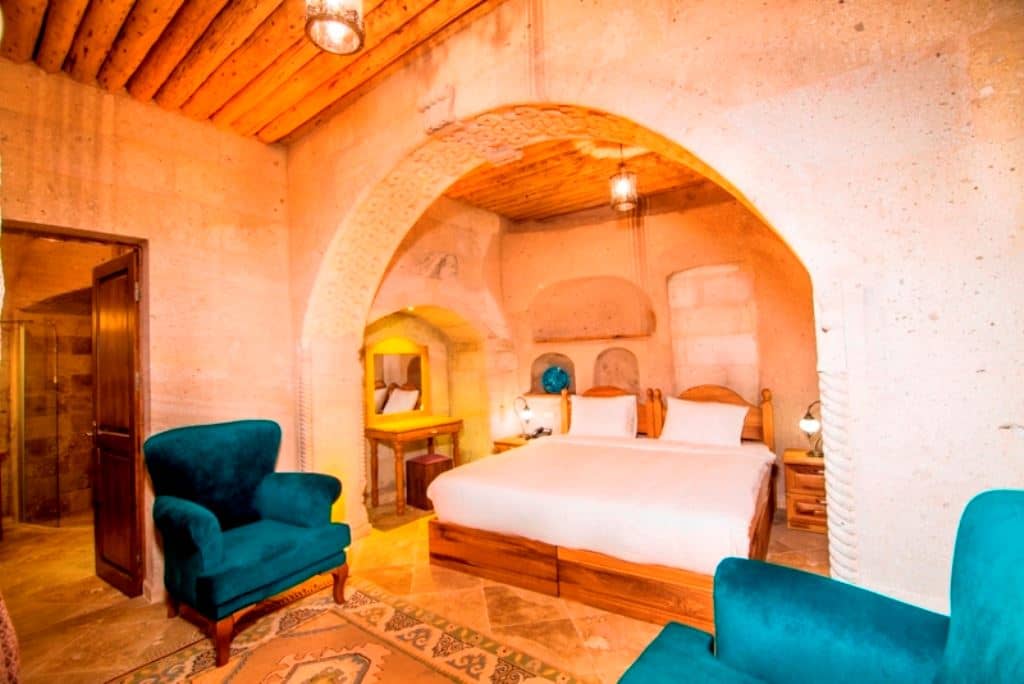 rooms-suite-room