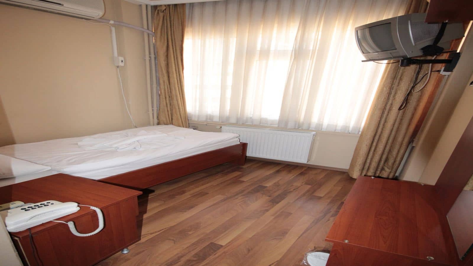 rooms-room-classic