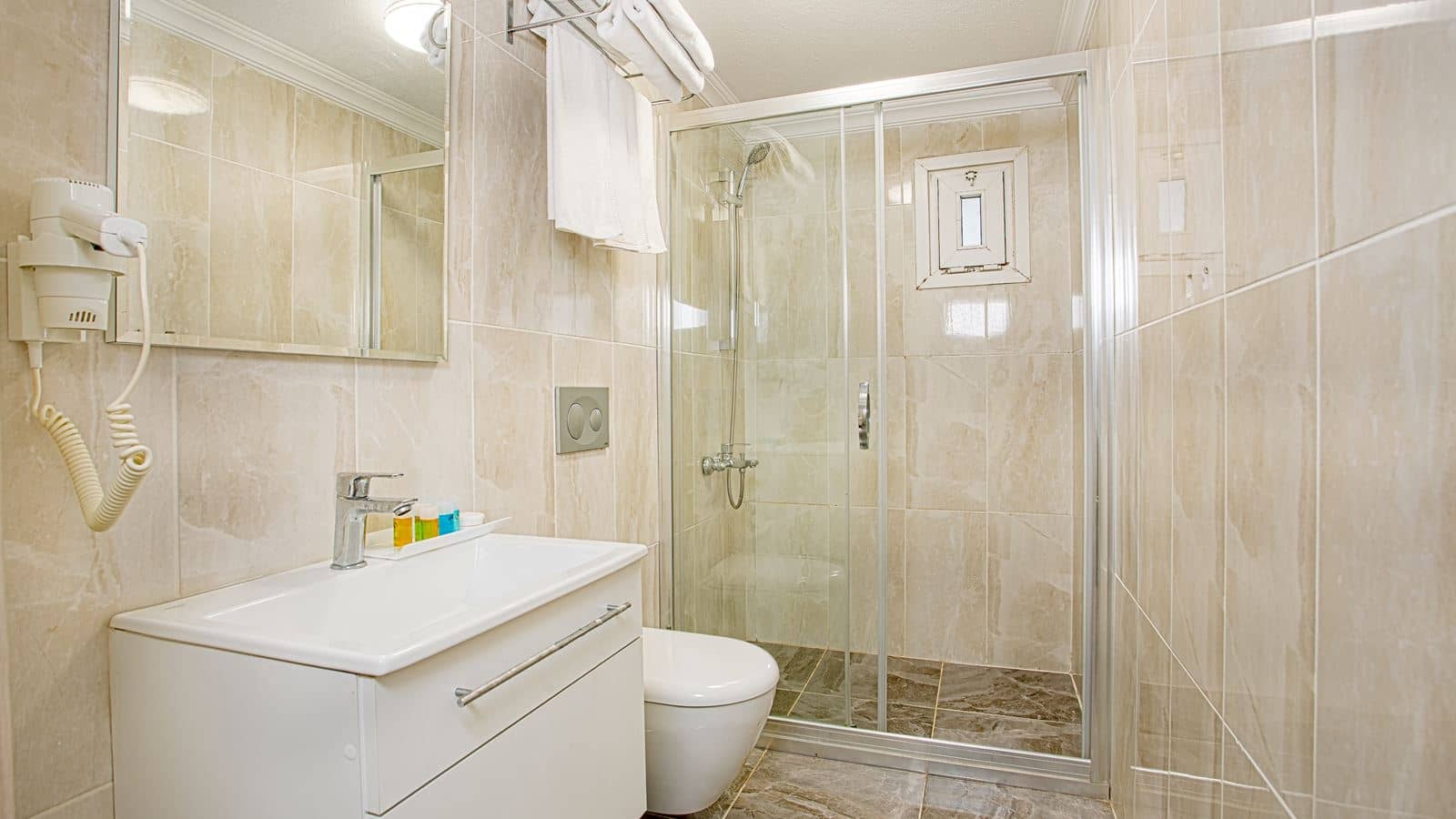 rooms-family-room-standard