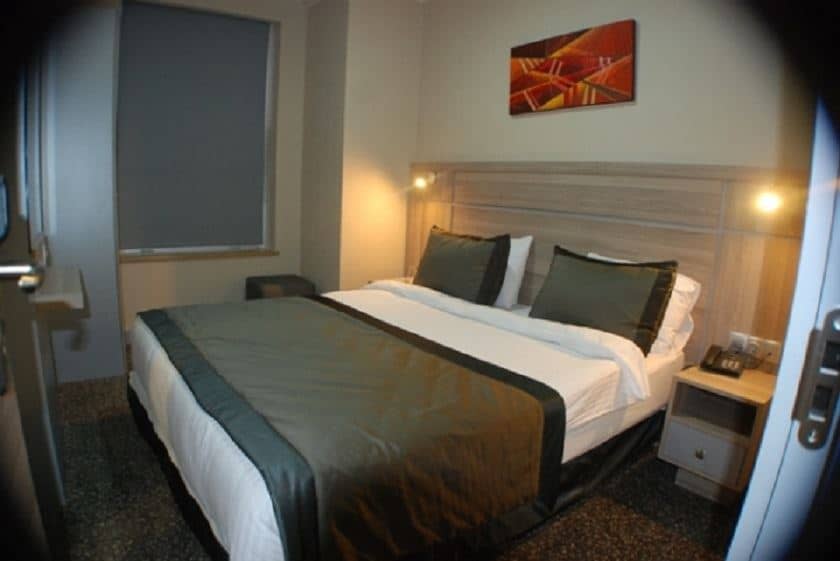 rooms-room-standard