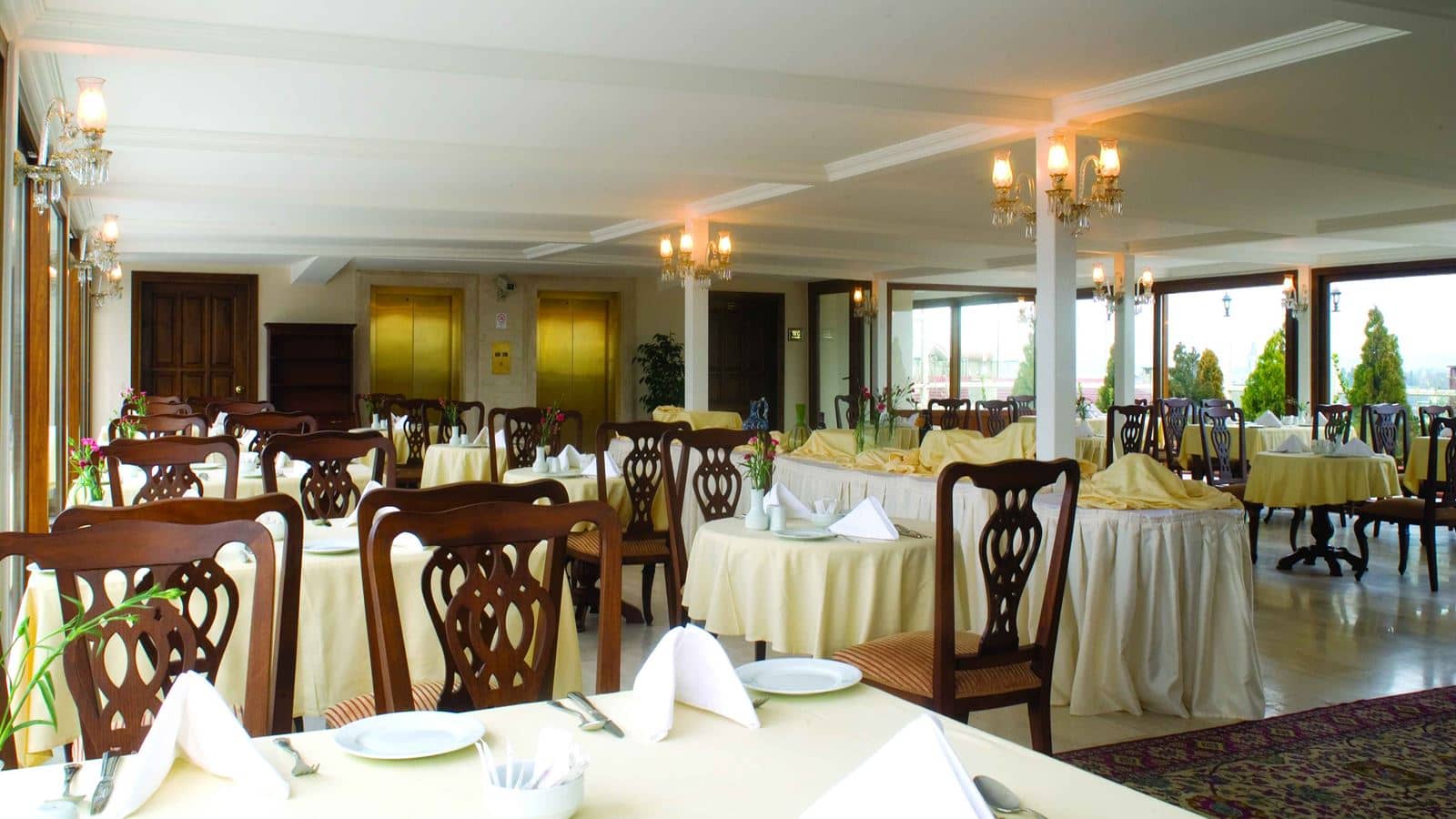 restaurants-restaurants