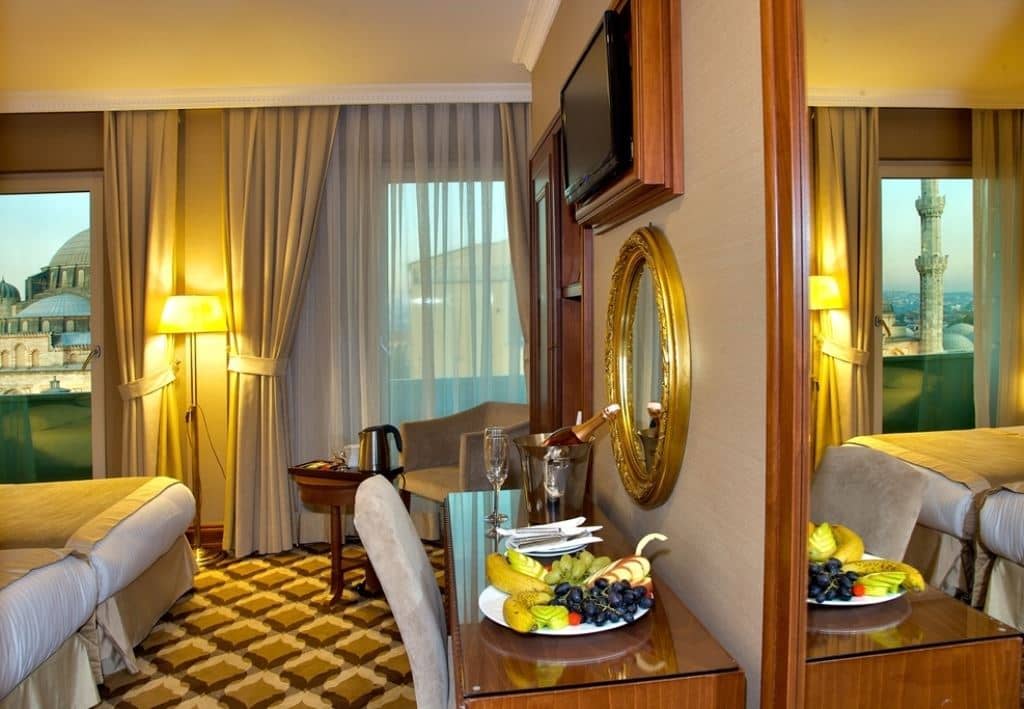 rooms-standard-room