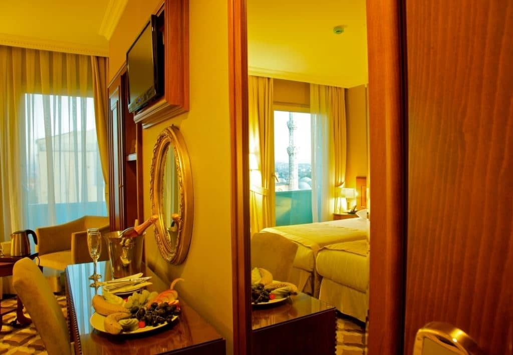 rooms-standard-room