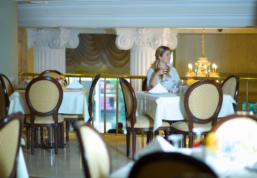 restaurants-restaurants