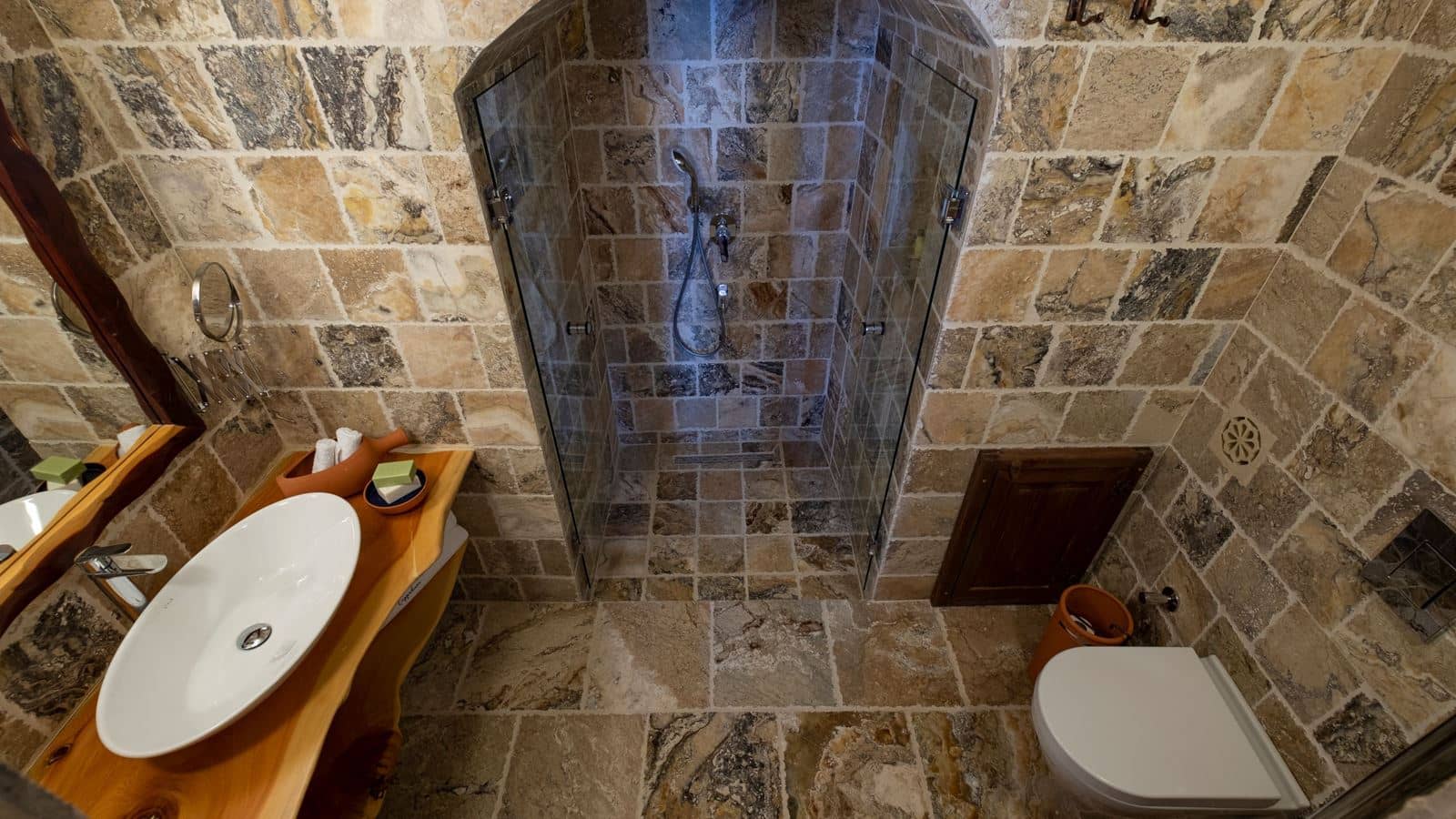 rooms-arch-room