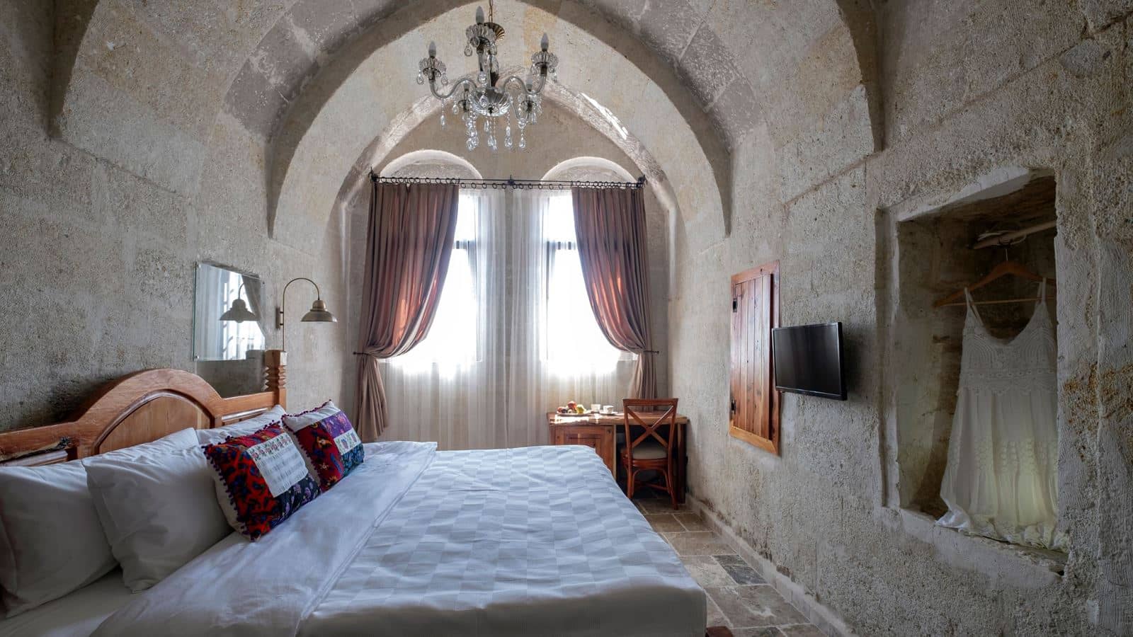 rooms-arch-room