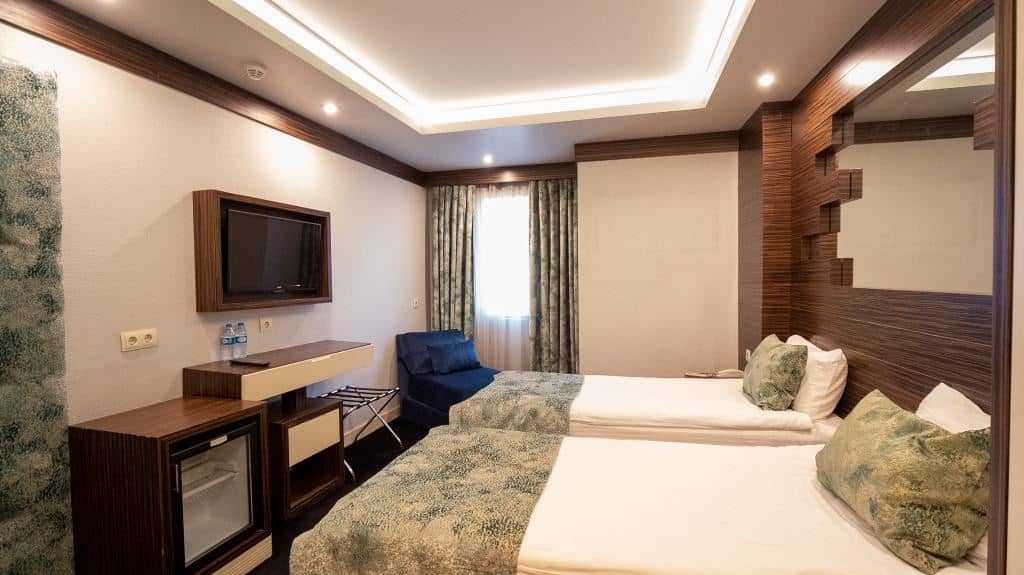 rooms-standard-room