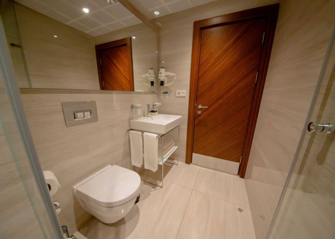 rooms-family-room